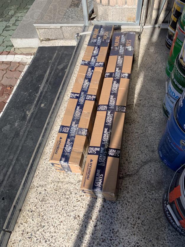 Запчасти для HYUNDAI ROBEX 200W-7