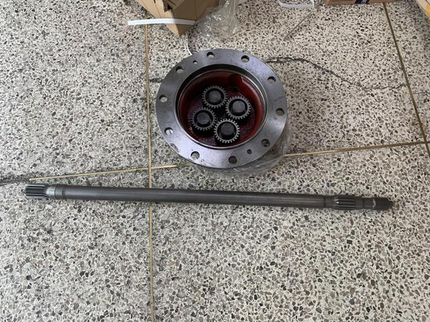 Запчасти на экскаватор HYUNDAI ROBEX 1300W